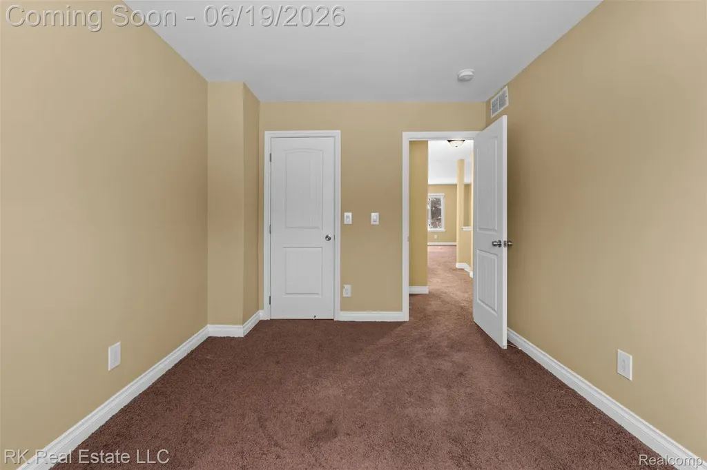 58629 Wallington Washington Township MI 48094