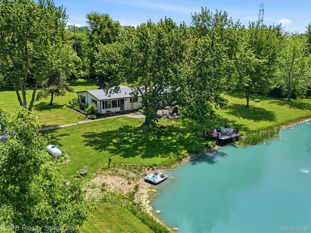 60455 Bates Road Lenox Township MI 48048