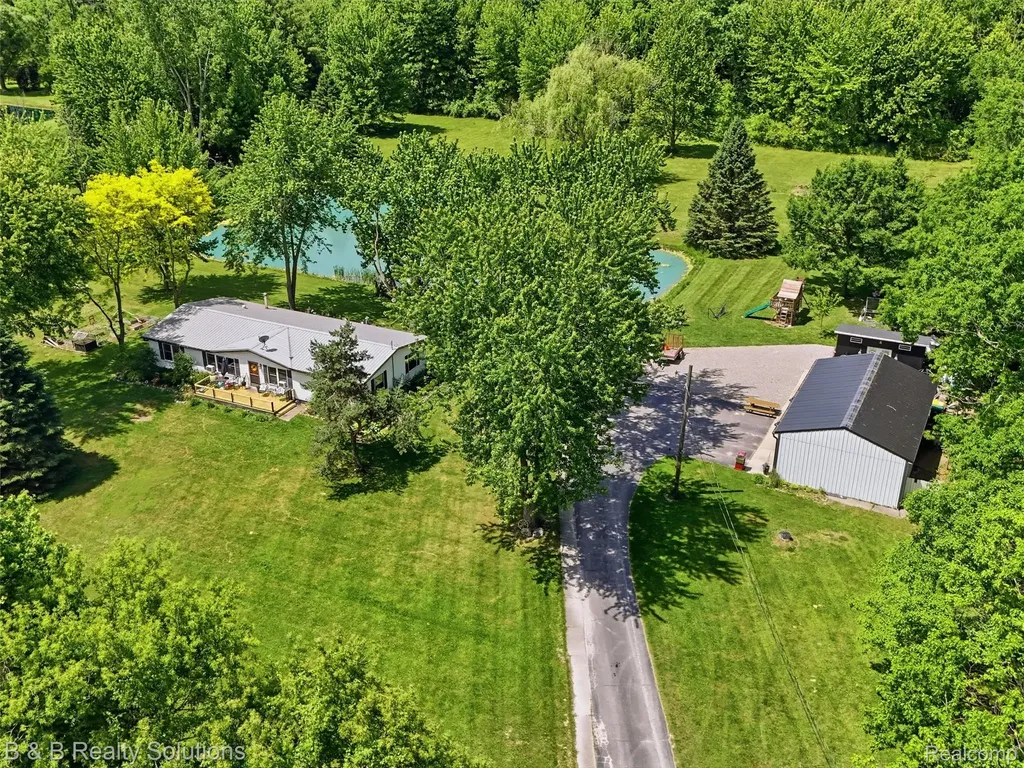 60455 Bates Road Lenox Township MI 48048