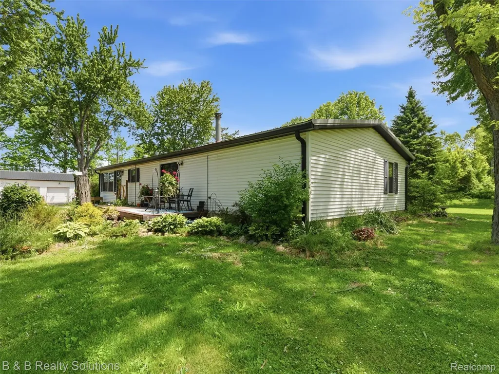 60455 Bates Road Lenox Township MI 48048