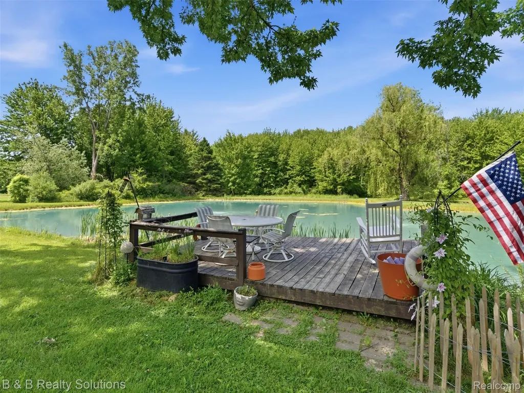 60455 Bates Road Lenox Township MI 48048