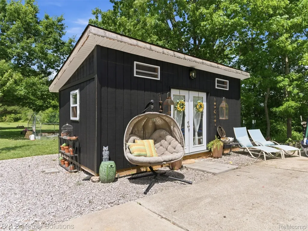60455 Bates Road Lenox Township MI 48048
