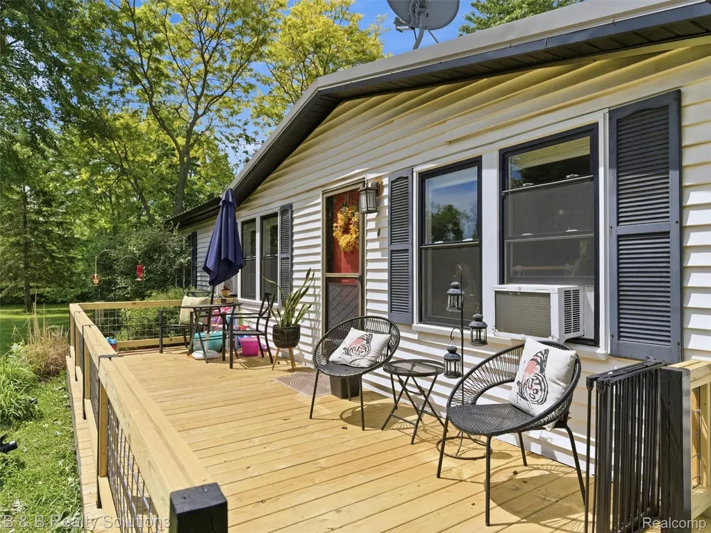 60455 Bates Road Lenox Township MI 48048
