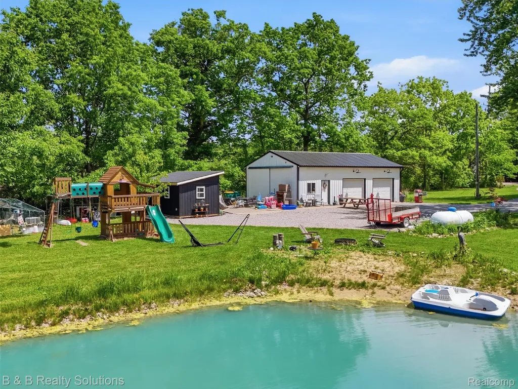 60455 Bates Road Lenox Township MI 48048