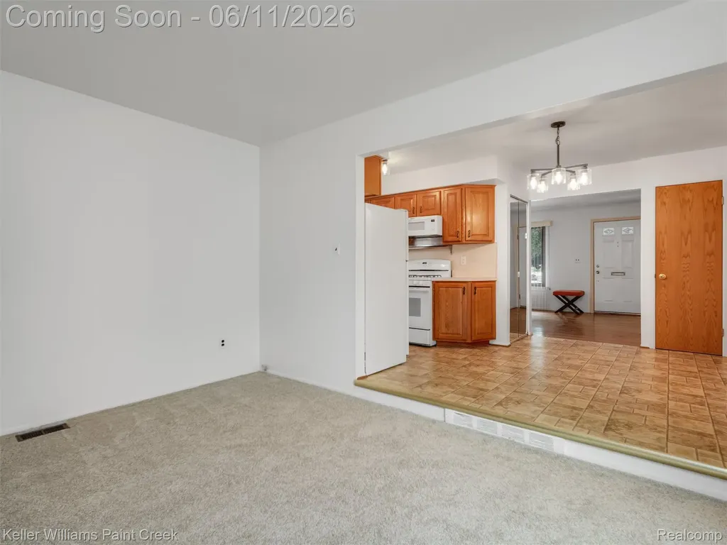 29720 Merrick Avenue Warren City MI 48092