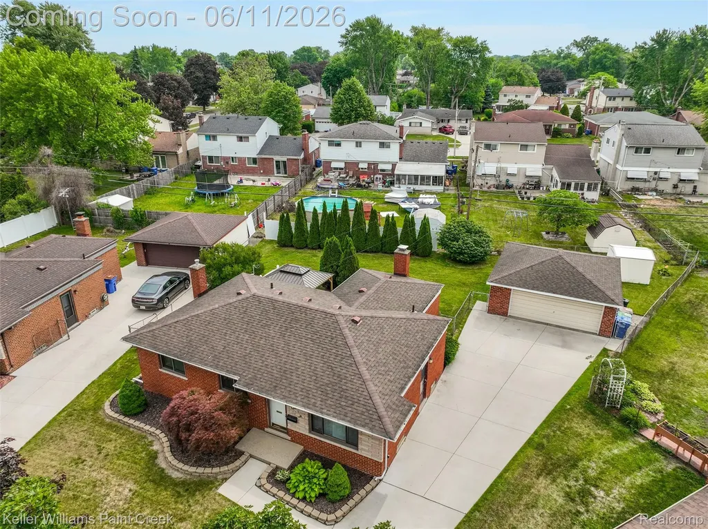 29720 Merrick Avenue Warren City MI 48092