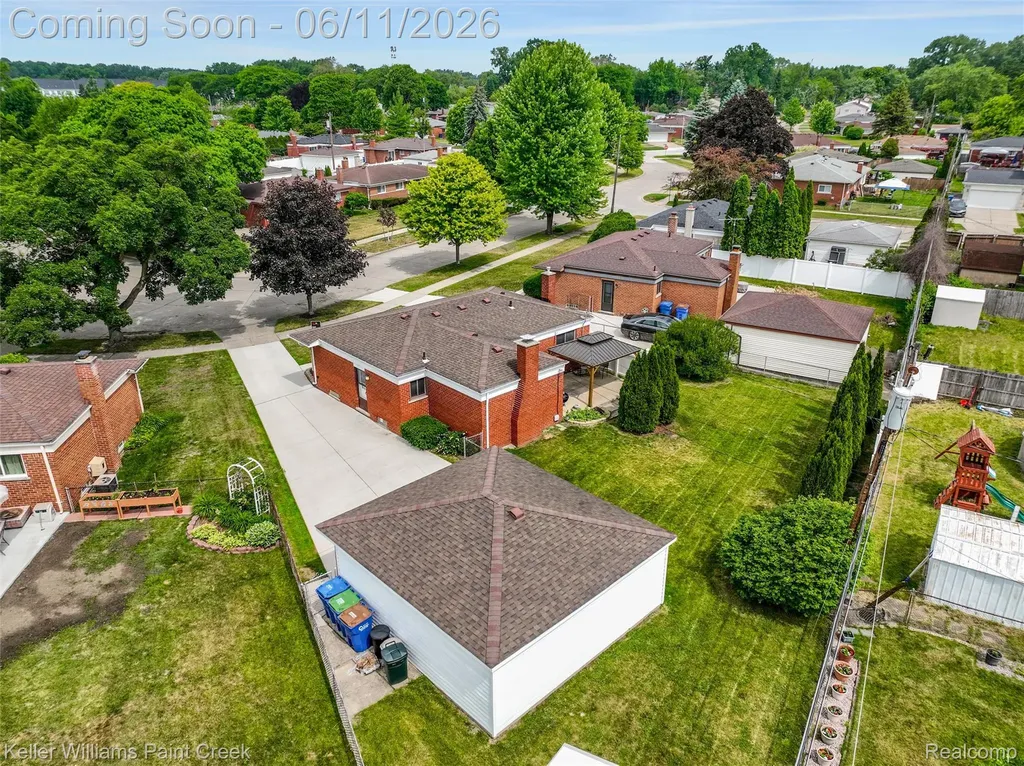 29720 Merrick Avenue Warren City MI 48092