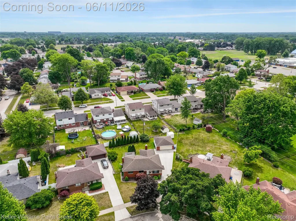 29720 Merrick Avenue Warren City MI 48092