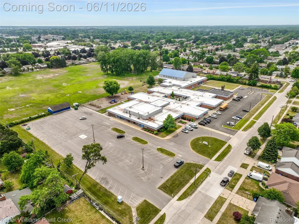 29720 Merrick Avenue Warren City MI 48092