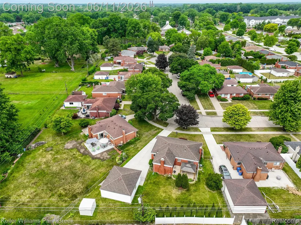 29720 Merrick Avenue Warren City MI 48092