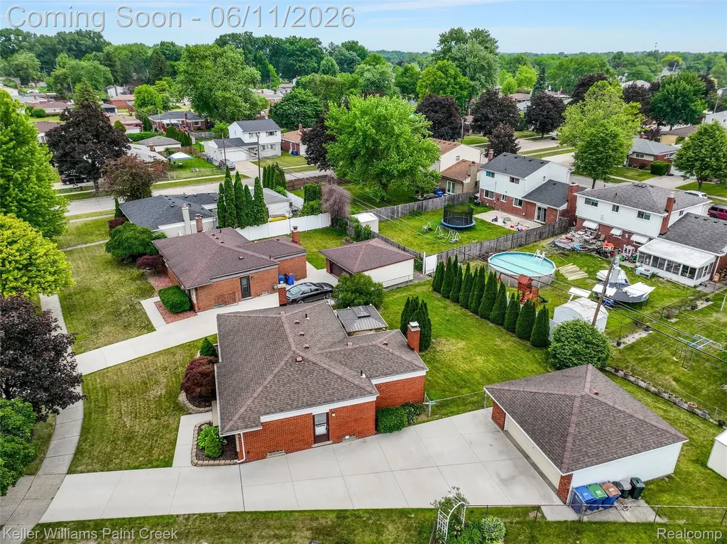29720 Merrick Avenue Warren City MI 48092