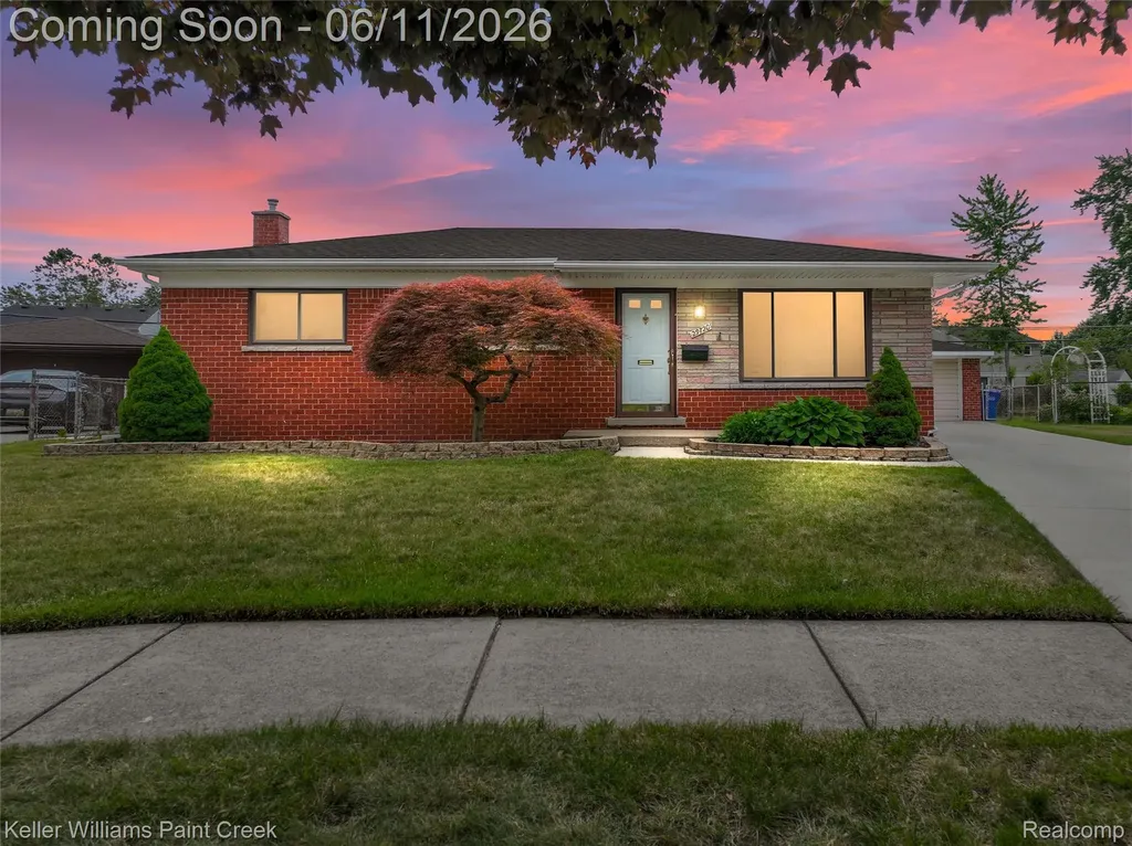 29720 Merrick Avenue Warren City MI 48092