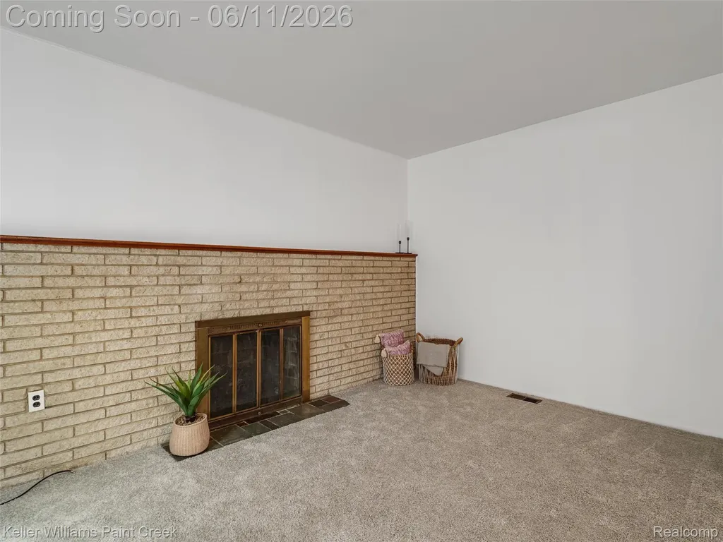 29720 Merrick Avenue Warren City MI 48092