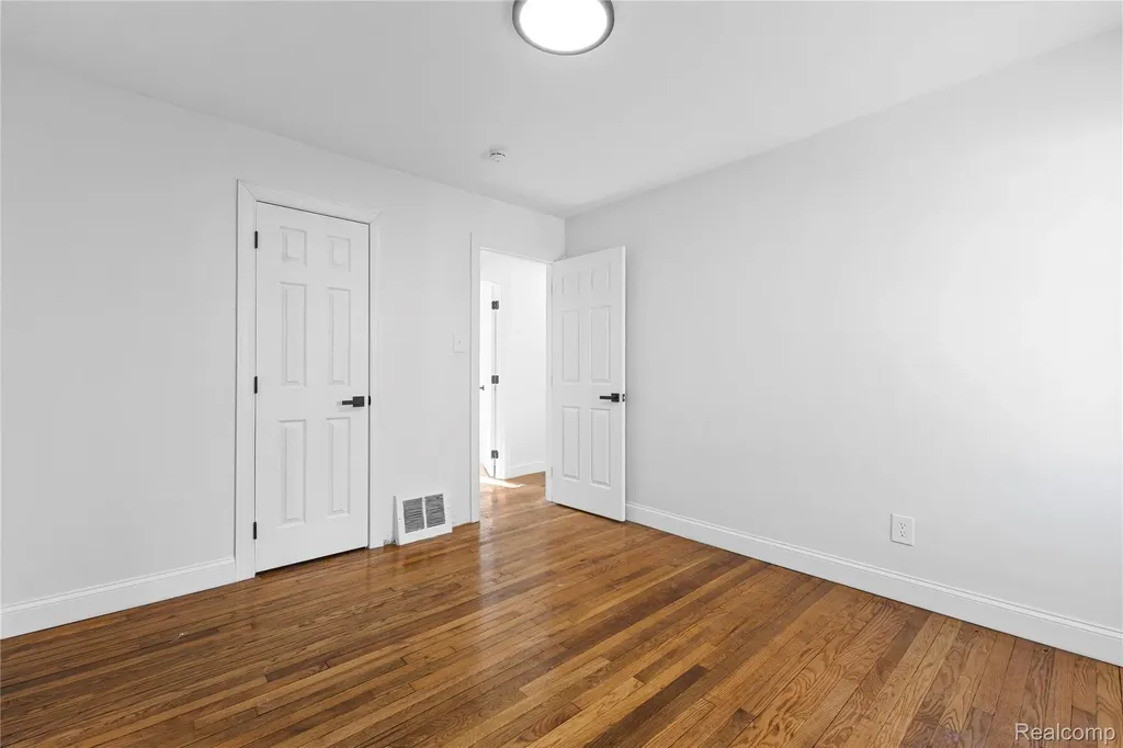 18282 Freeland Street Detroit City MI 48235
