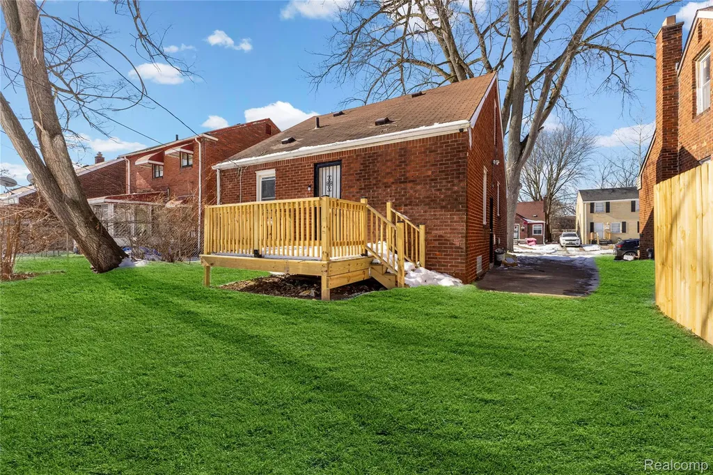 18282 Freeland Street Detroit City MI 48235