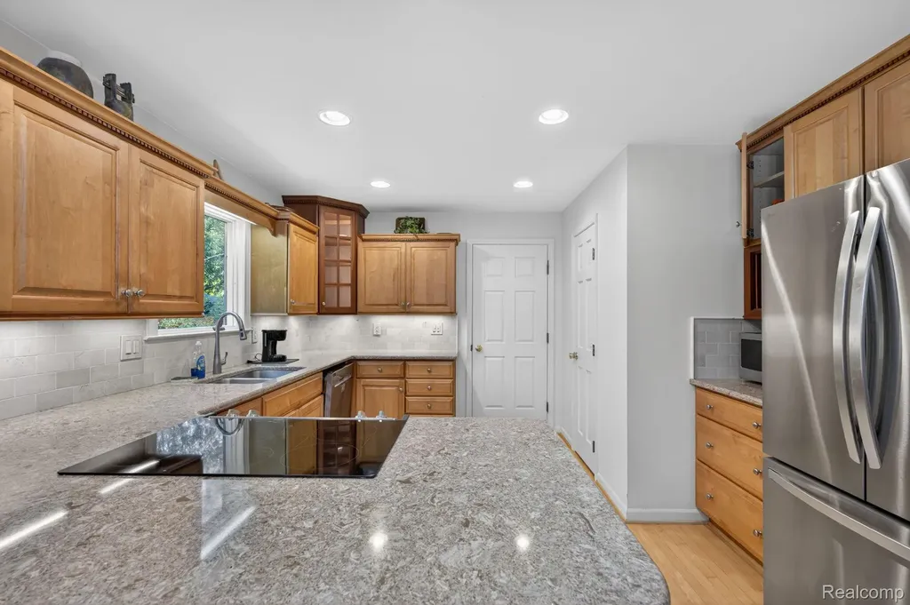 9144 Deer Park Court Tyrone Township MI 48430