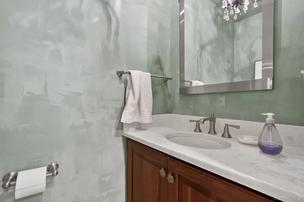 9144 Deer Park Court Tyrone Township MI 48430