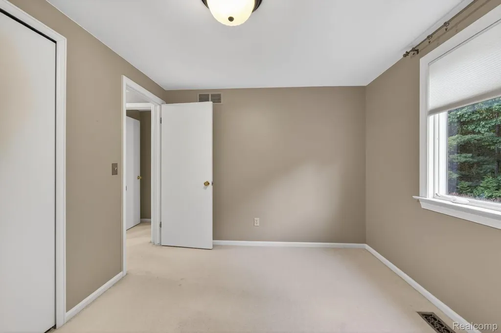 9144 Deer Park Court Tyrone Township MI 48430