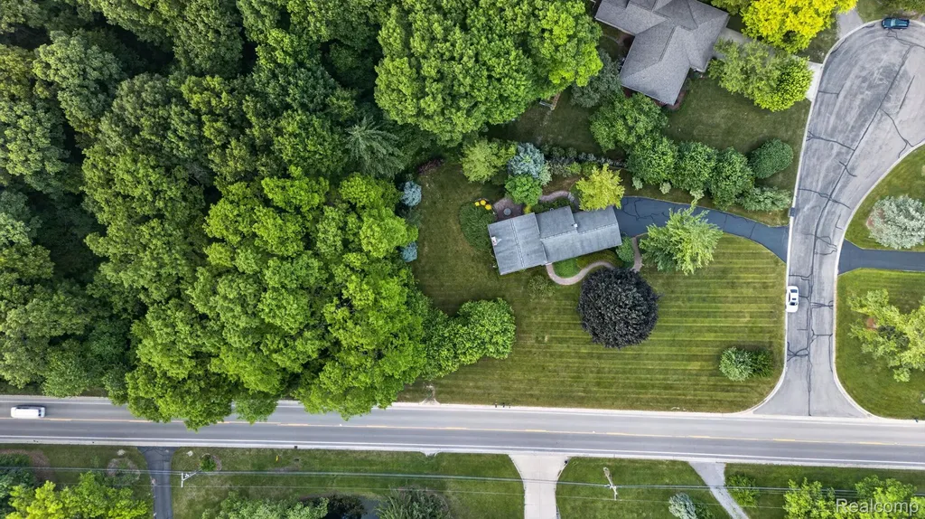 9144 Deer Park Court Tyrone Township MI 48430