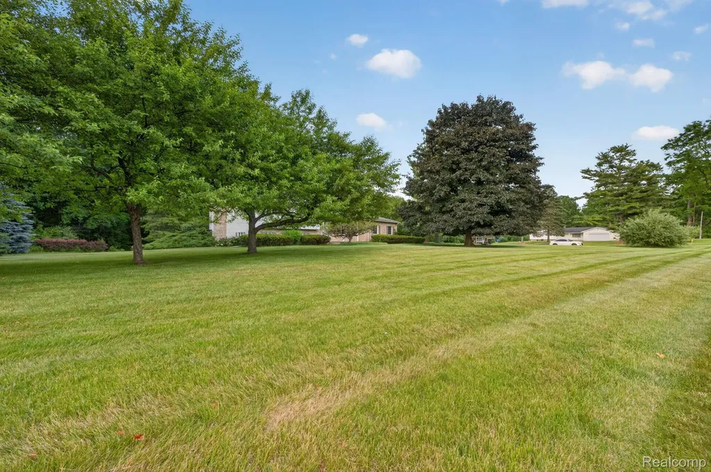 9144 Deer Park Court Tyrone Township MI 48430