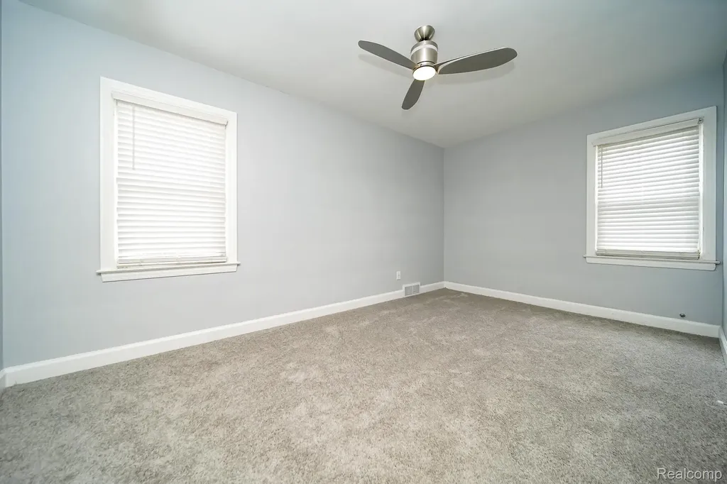 18951 Santa Rosa Drive Detroit City MI 48221