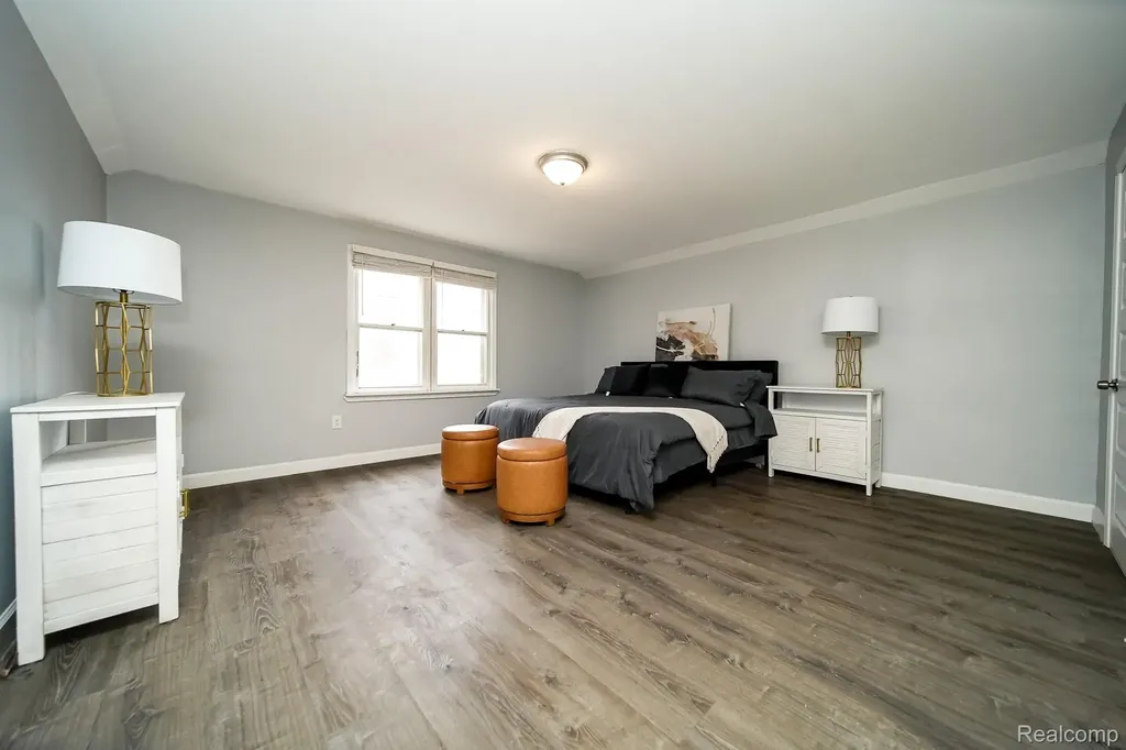 18951 Santa Rosa Drive Detroit City MI 48221