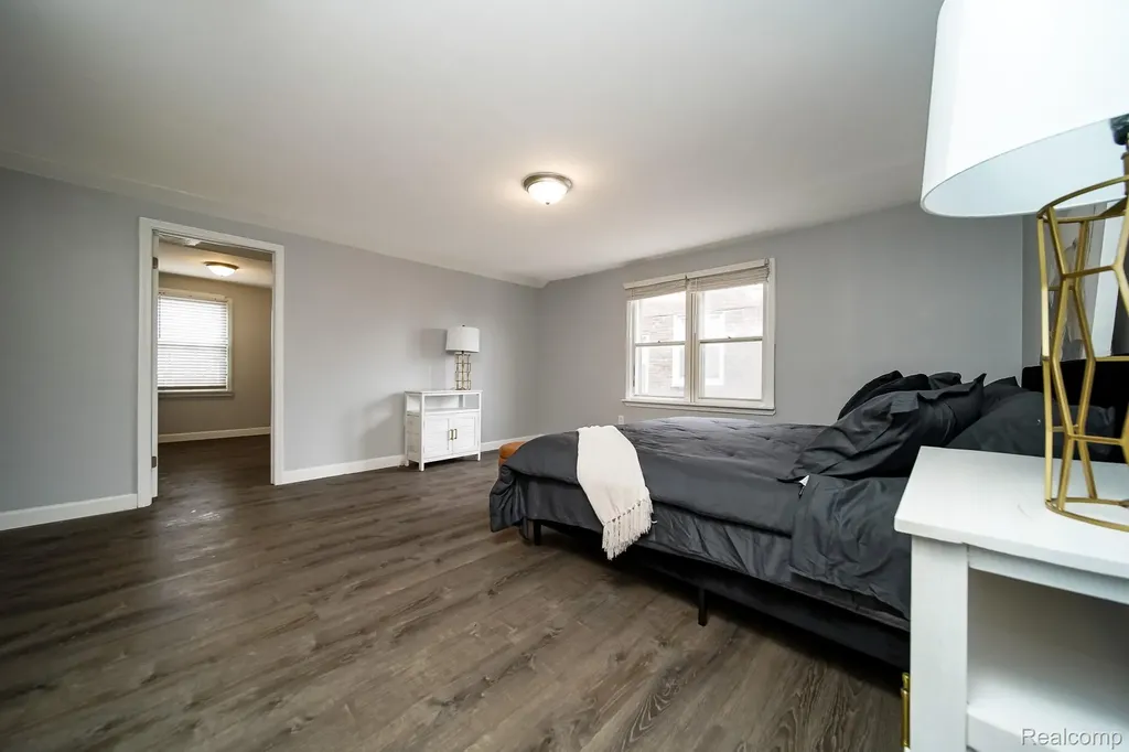 18951 Santa Rosa Drive Detroit City MI 48221