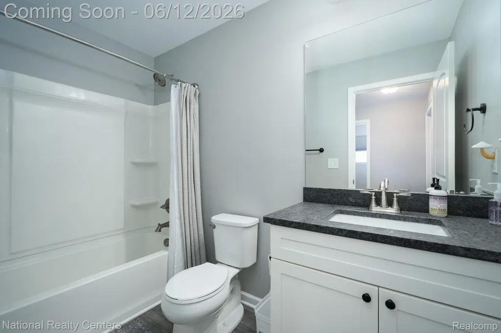 2886 Bogues View Drive Oceola Township MI 48843