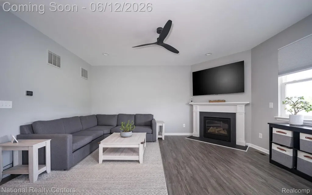 2886 Bogues View Drive Oceola Township MI 48843
