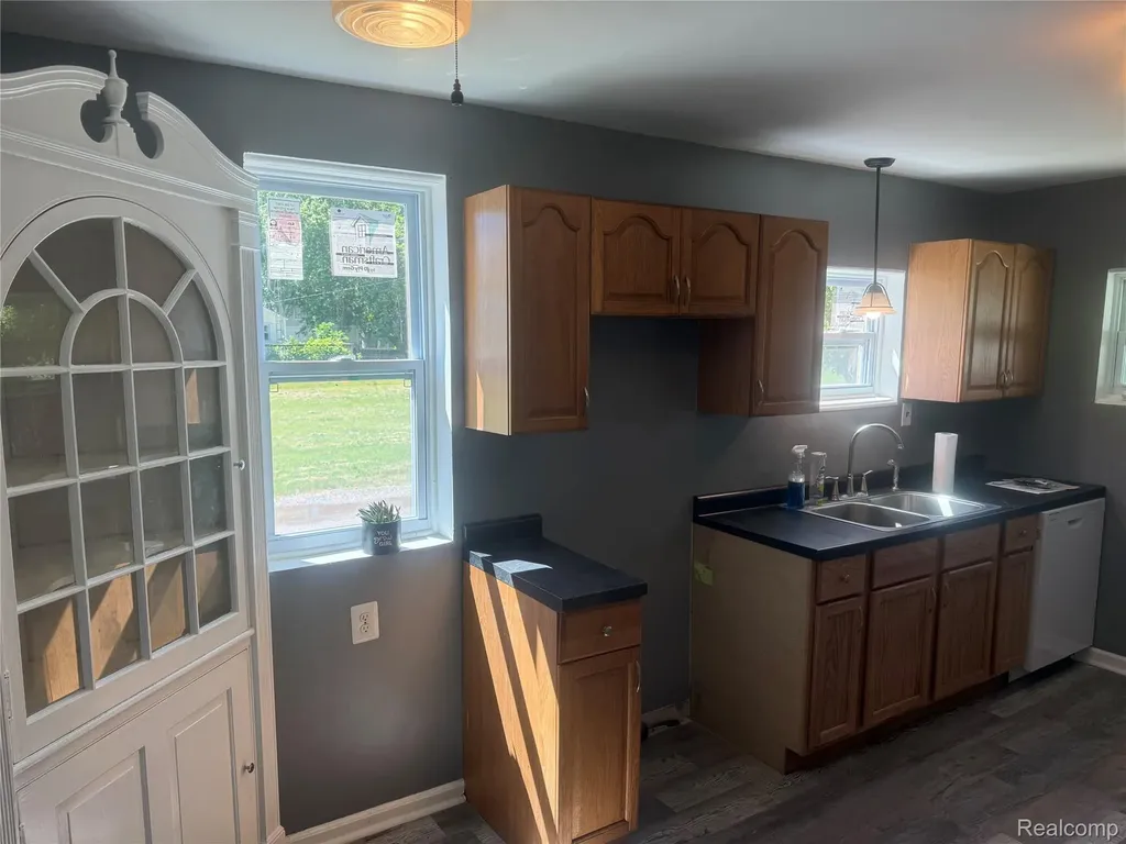 5388 Davison Road Elba Township MI 48446