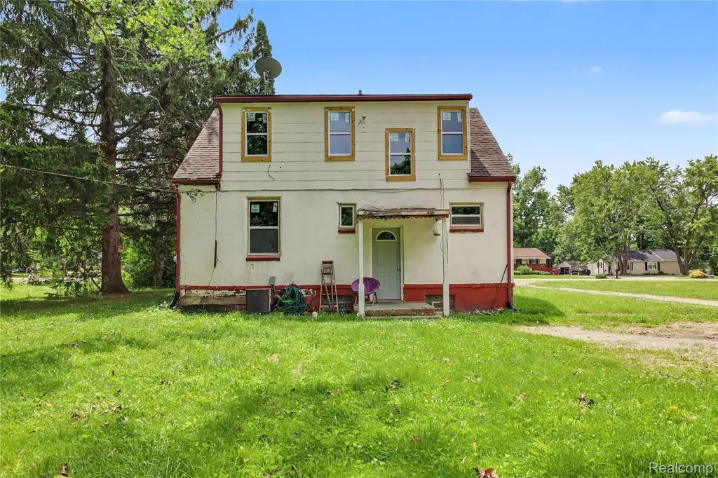 5388 Davison Road Elba Township MI 48446