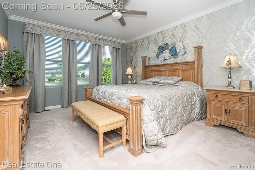 2082 Orwell Street Orion Charter Township MI 48360