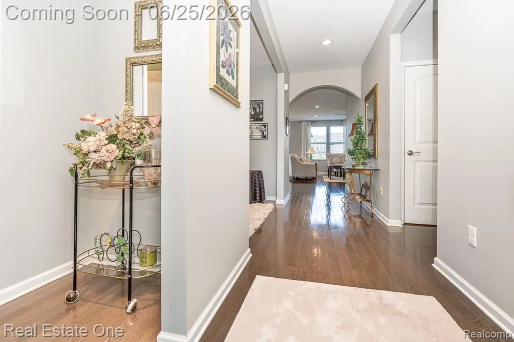 2082 Orwell Street Orion Charter Township MI 48360