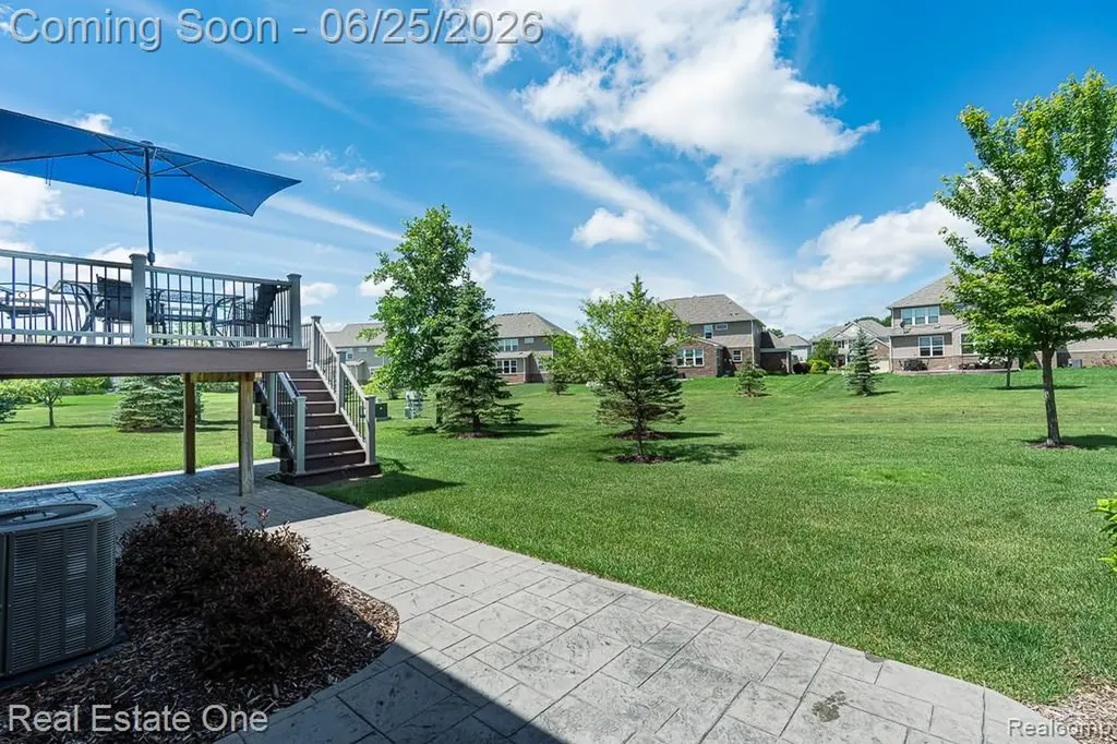 2082 Orwell Street Orion Charter Township MI 48360