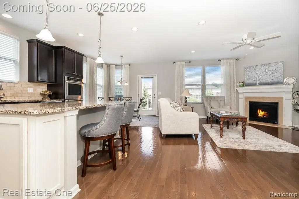 2082 Orwell Street Orion Charter Township MI 48360