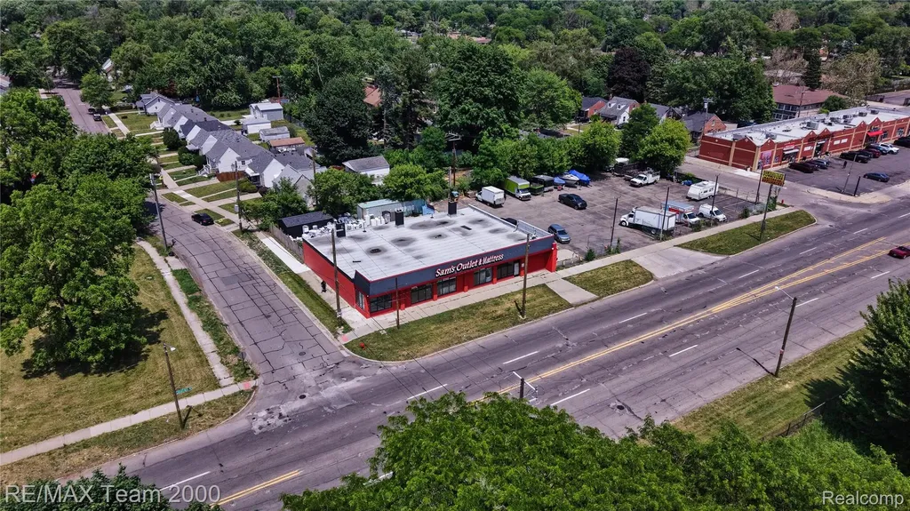 22140 W 7 Mile Road Detroit City MI 48219