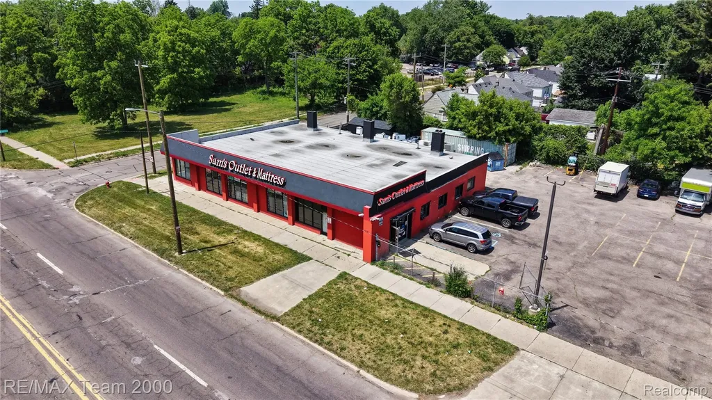 22140 W 7 Mile Road Detroit City MI 48219