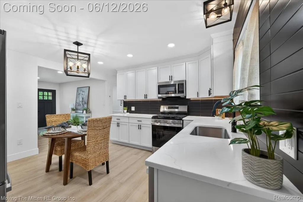 49515 W Huron River Drive Van Buren Charter Township MI 48111