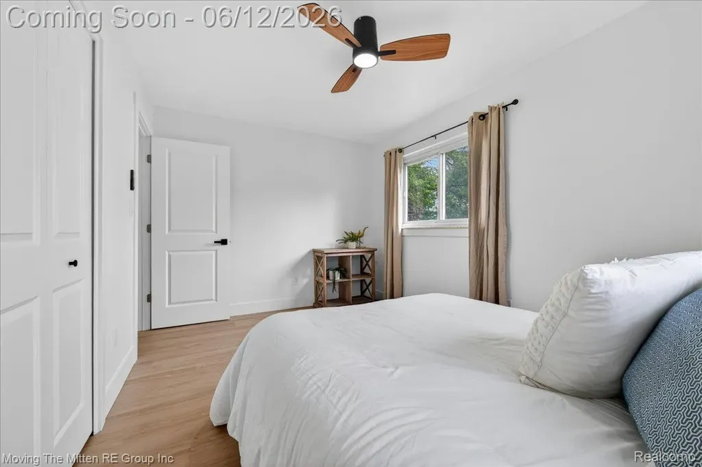 49515 W Huron River Drive Van Buren Charter Township MI 48111