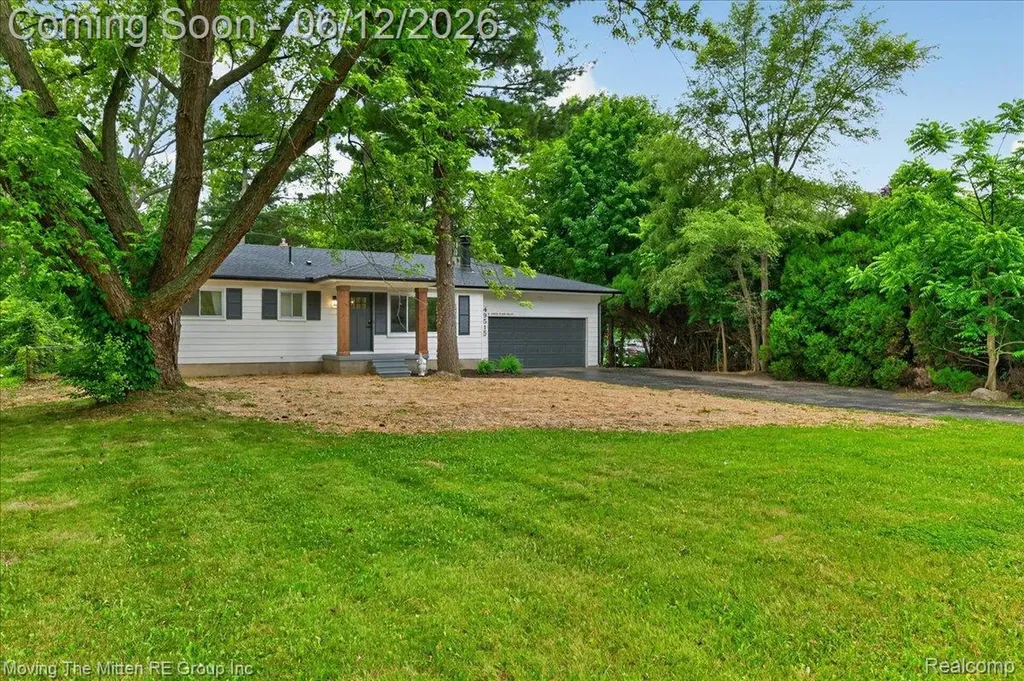49515 W Huron River Drive Van Buren Charter Township MI 48111