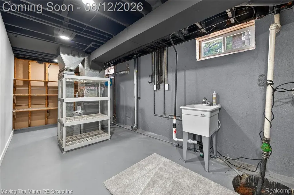49515 W Huron River Drive Van Buren Charter Township MI 48111