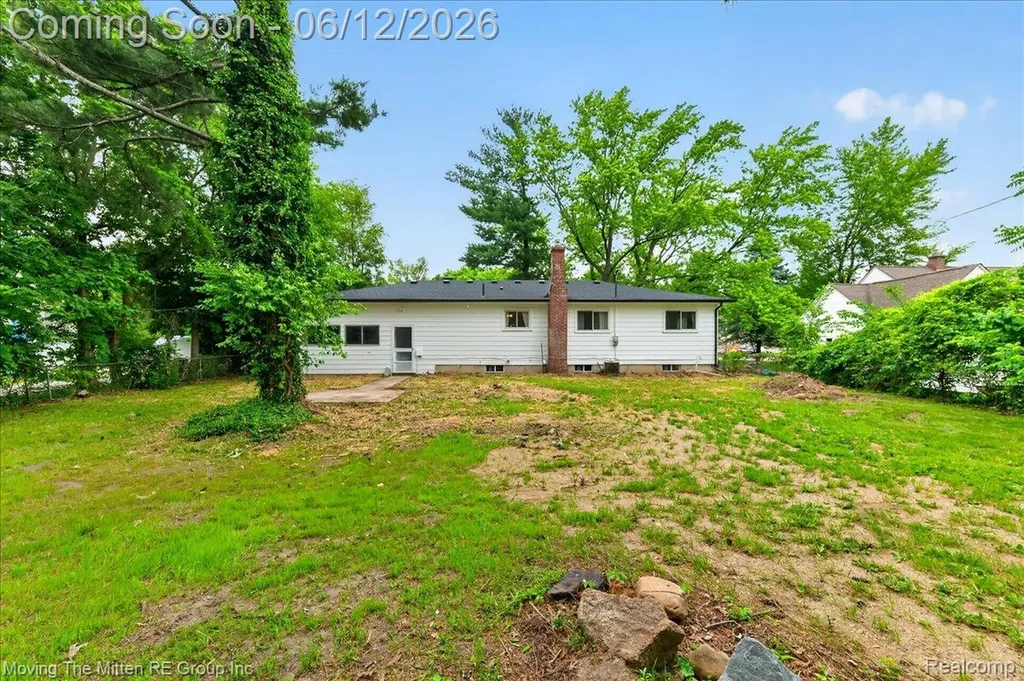 49515 W Huron River Drive Van Buren Charter Township MI 48111