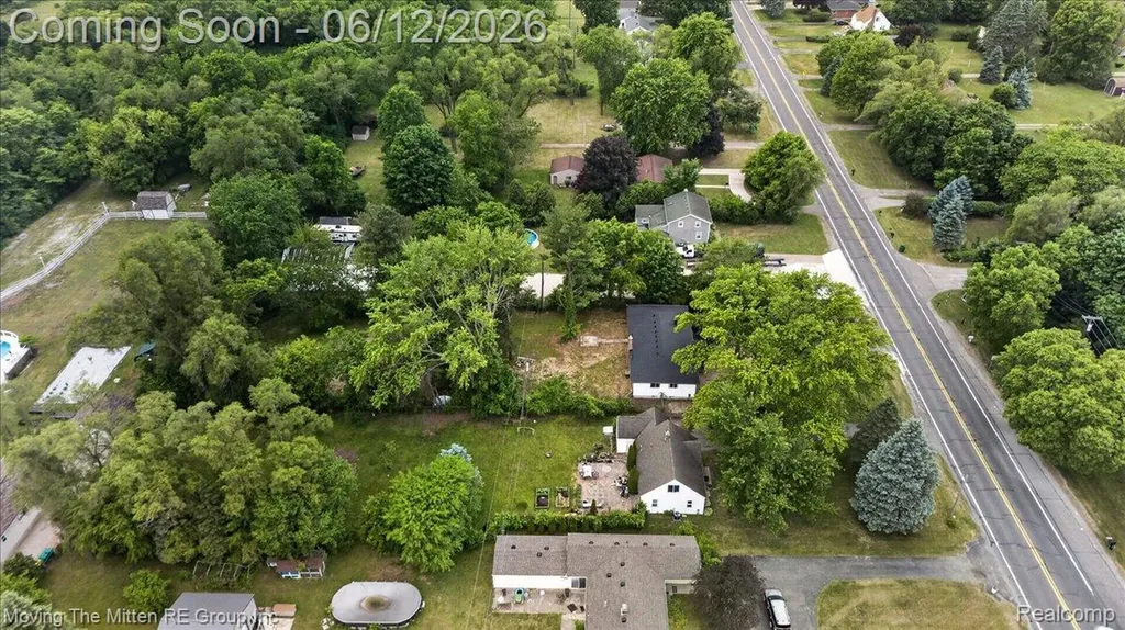 49515 W Huron River Drive Van Buren Charter Township MI 48111