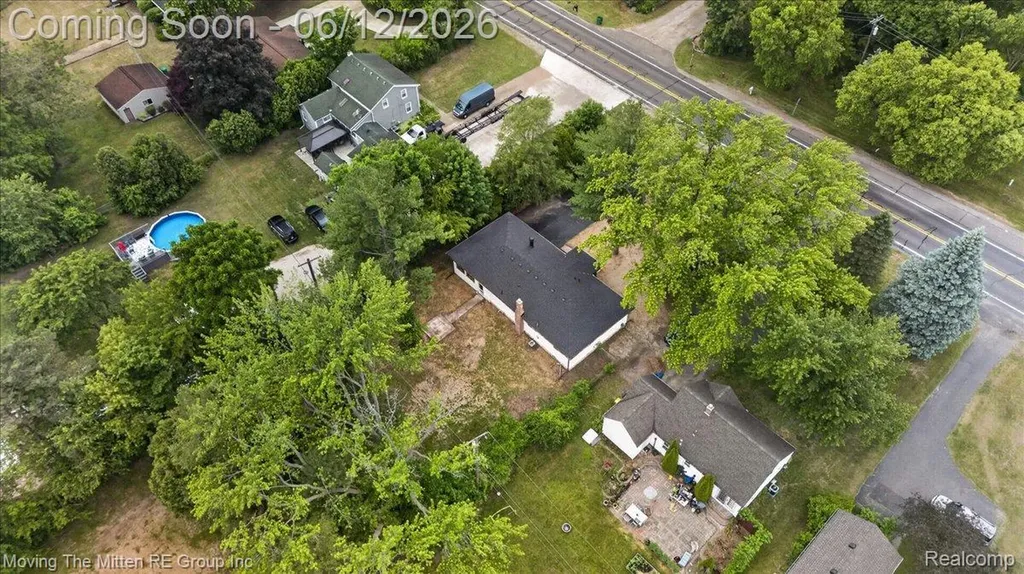 49515 W Huron River Drive Van Buren Charter Township MI 48111
