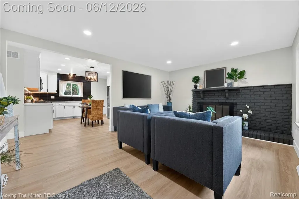 49515 W Huron River Drive Van Buren Charter Township MI 48111