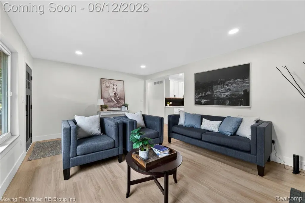 49515 W Huron River Drive Van Buren Charter Township MI 48111