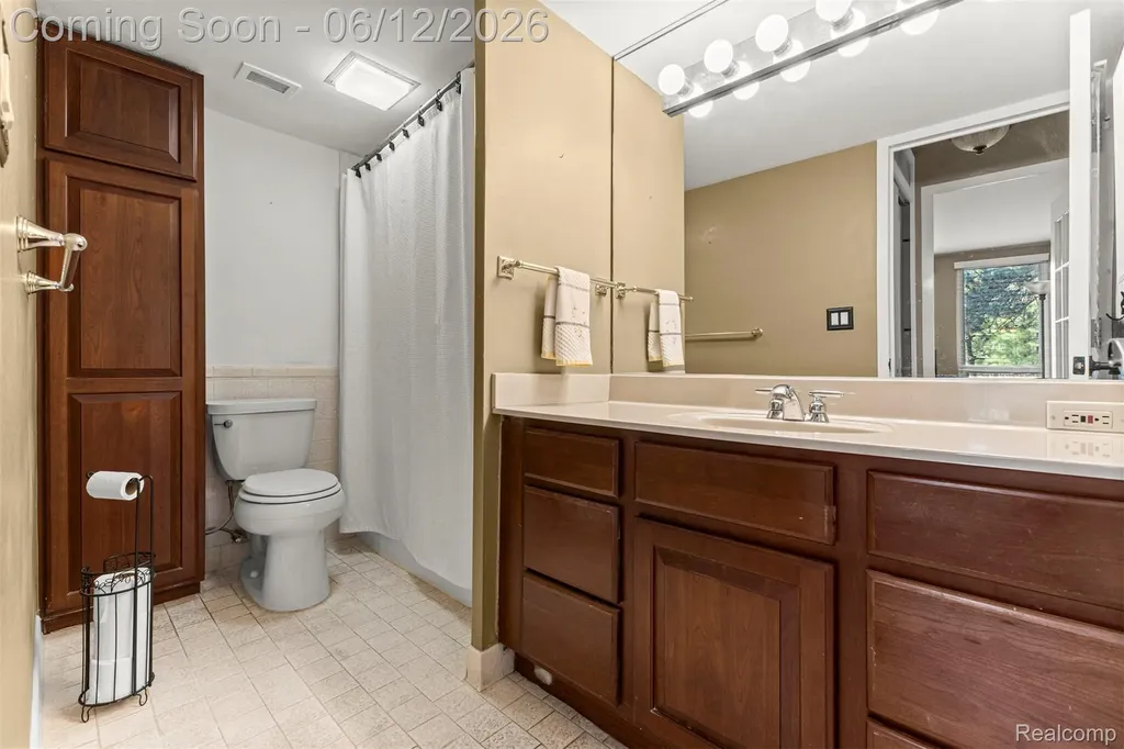 22700 Garrison Street Dearborn City MI 48124