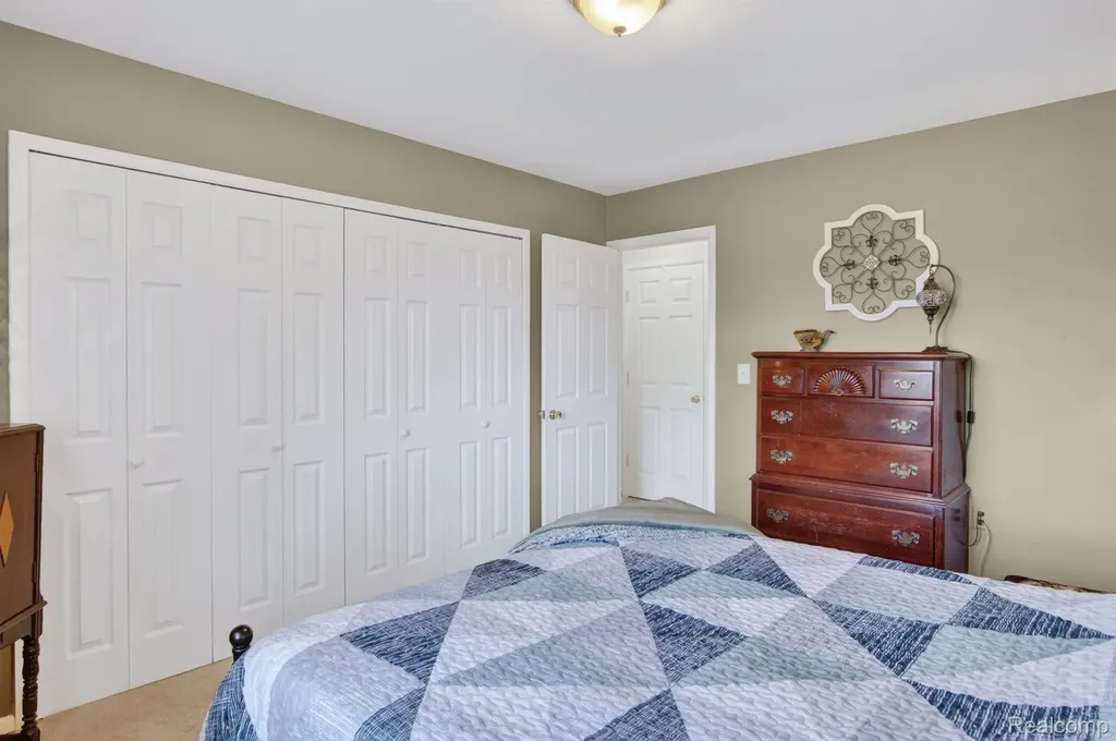 24111 Meridian Road Grosse Ile Township MI 48138