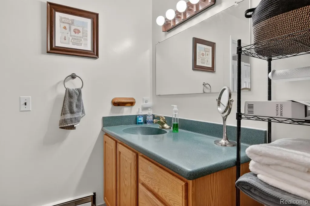24111 Meridian Road Grosse Ile Township MI 48138