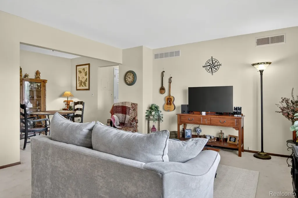 24111 Meridian Road Grosse Ile Township MI 48138